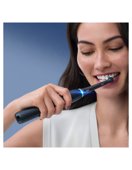 iOM8d.2H2.2BD Oral-B iO8 Elektriskā Zobu Birste Duo Black/White